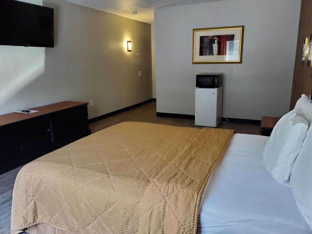 Queen Room - Handicap interior